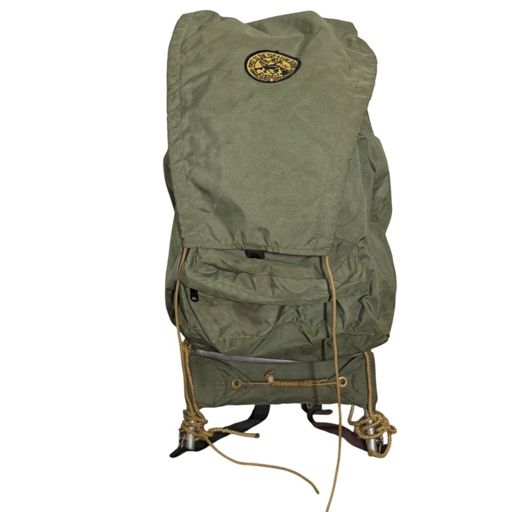 VTG Himalayan Industries Backpack with First To The Top Everest Patch